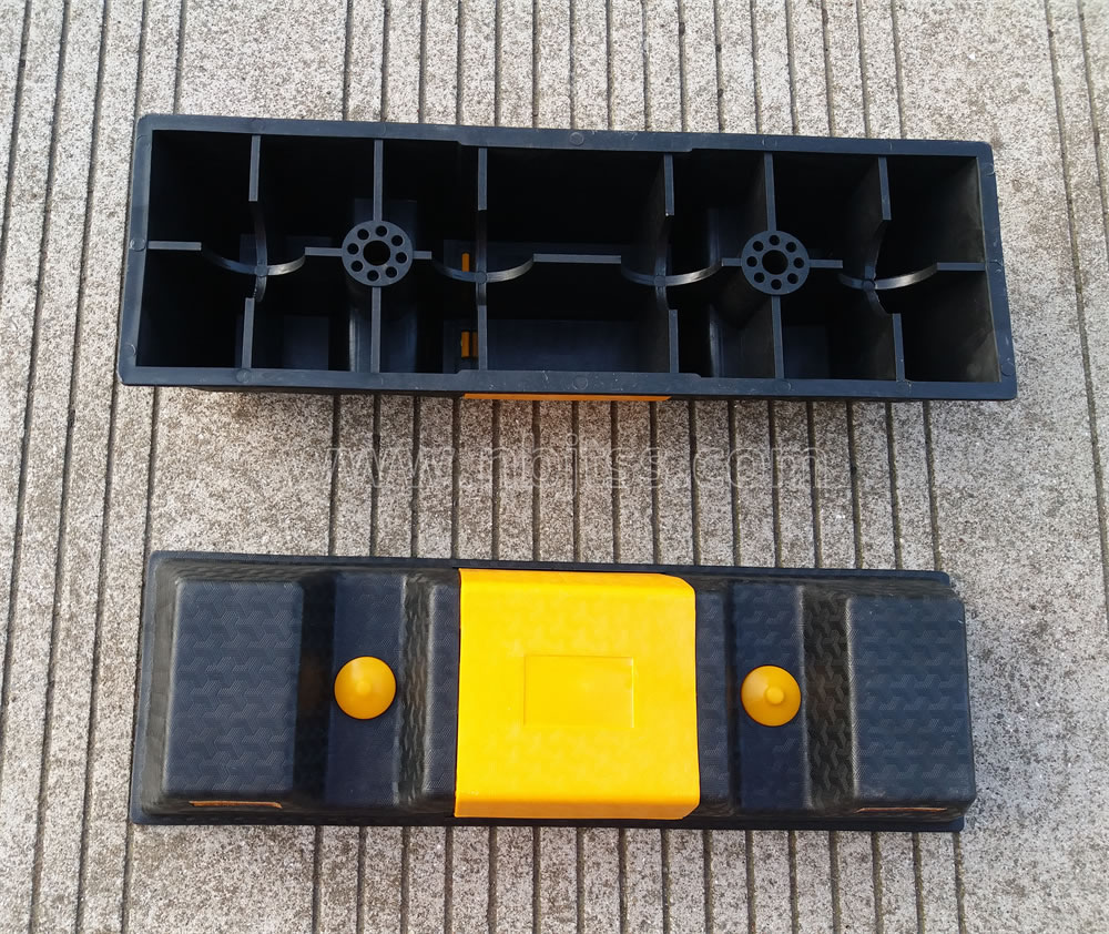 黑黄塑料车轮挡车器(定位器)阻车止退器倒车垫停车场定位器