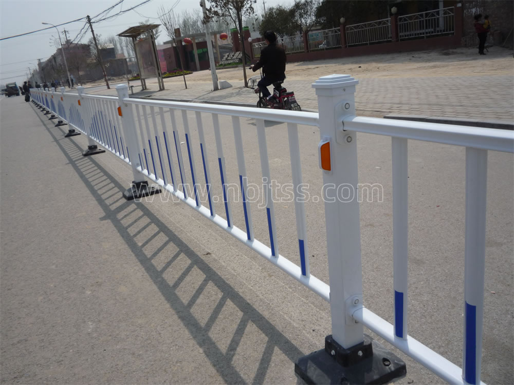 护栏安装方法具体步骤安装要求和说明